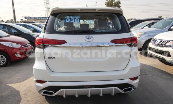 Buy Import Toyota Fortuner White Car in Import - Dubai in Arusha Buy Import Toyota Fortuner White Car in Import - Dubai in Arusha