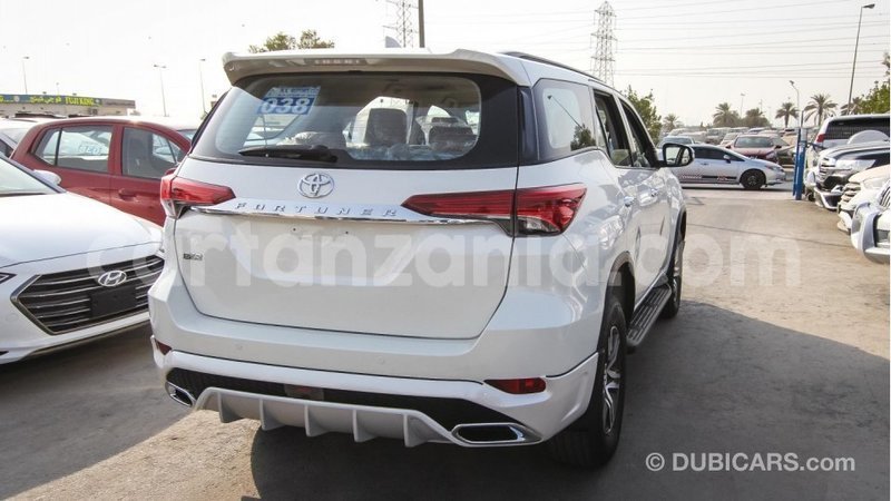 Big with watermark toyota fortuner arusha import dubai 7291