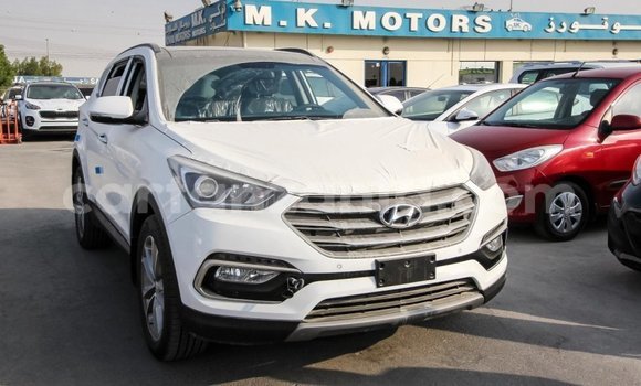 Buy Import Hyundai Santa Fe White Car in Import - Dubai in Arusha Buy Import Hyundai Santa Fe White Car in Import - Dubai in Arusha