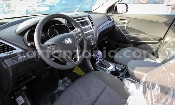Buy Import Hyundai Santa Fe White Car in Import - Dubai in Arusha Buy Import Hyundai Santa Fe White Car in Import - Dubai in Arusha