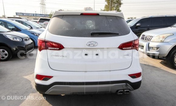 Buy Import Hyundai Santa Fe White Car in Import - Dubai in Arusha Buy Import Hyundai Santa Fe White Car in Import - Dubai in Arusha