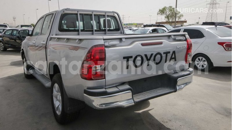 Big with watermark toyota hilux arusha import dubai 7293