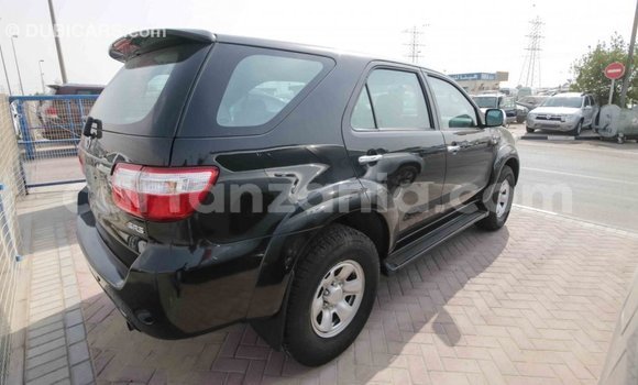 Buy Import Toyota Fortuner Black Car in Import - Dubai in Arusha Buy Import Toyota Fortuner Black Car in Import - Dubai in Arusha