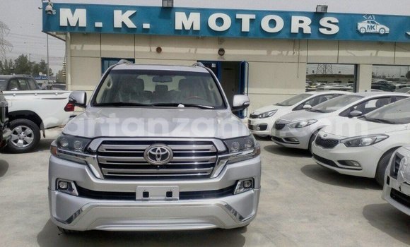 Buy Import Toyota Land Cruiser Other Car in Import - Dubai in Arusha Buy Import Toyota Land Cruiser Other Car in Import - Dubai in Arusha