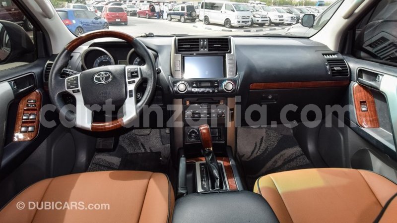 Big with watermark toyota prado arusha import dubai 7300