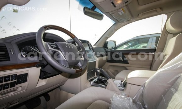 Buy Import Toyota Land Cruiser Black Car in Import - Dubai in Arusha Buy Import Toyota Land Cruiser Black Car in Import - Dubai in Arusha