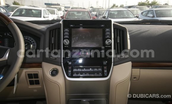 Buy Import Toyota Land Cruiser Black Car in Import - Dubai in Arusha Buy Import Toyota Land Cruiser Black Car in Import - Dubai in Arusha