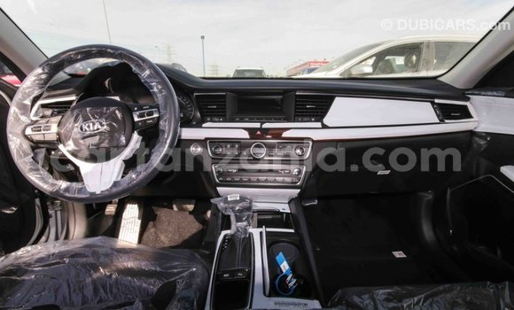 Buy Import Kia Cadenza Other Car in Import - Dubai in Arusha Buy Import Kia Cadenza Other Car in Import - Dubai in Arusha