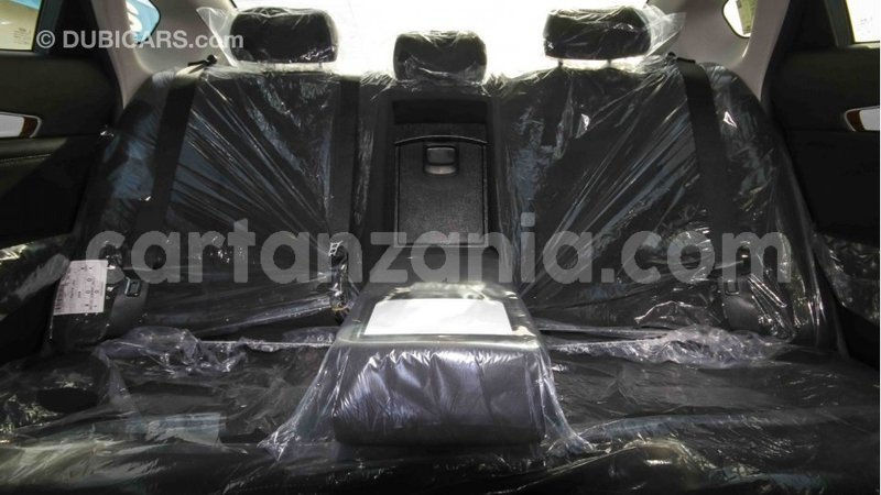 Big with watermark kia cadenza arusha import dubai 7306