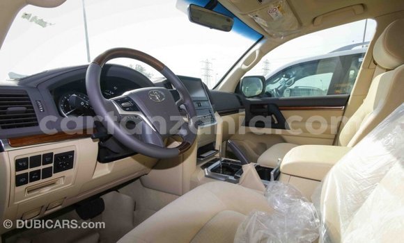 Buy Import Toyota Land Cruiser Other Car in Import - Dubai in Arusha Buy Import Toyota Land Cruiser Other Car in Import - Dubai in Arusha
