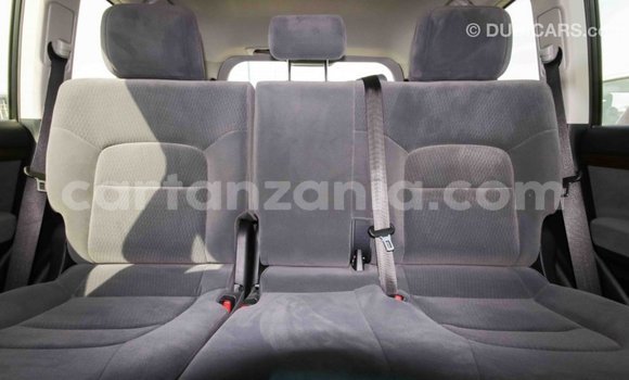 Buy Import Toyota Land Cruiser White Car in Import - Dubai in Arusha Buy Import Toyota Land Cruiser White Car in Import - Dubai in Arusha