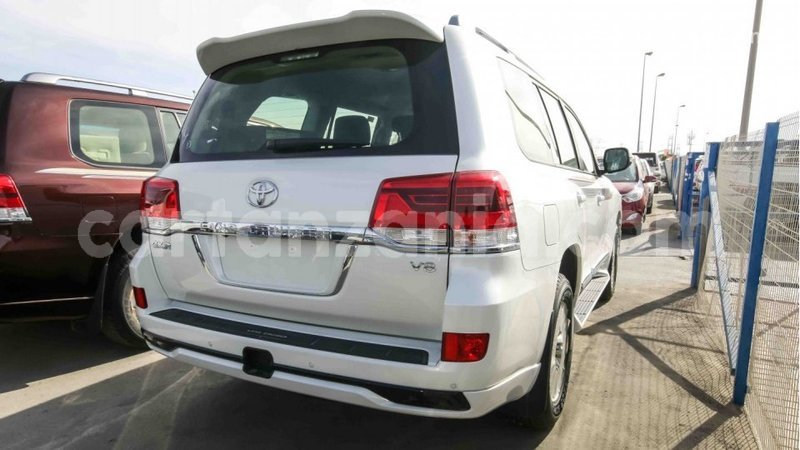 Big with watermark toyota land cruiser arusha import dubai 7308