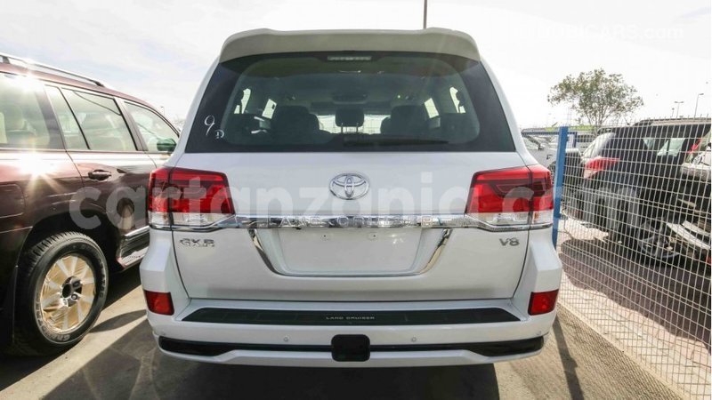 Big with watermark toyota land cruiser arusha import dubai 7308