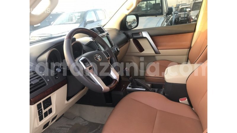 Big with watermark toyota prado arusha import dubai 7315