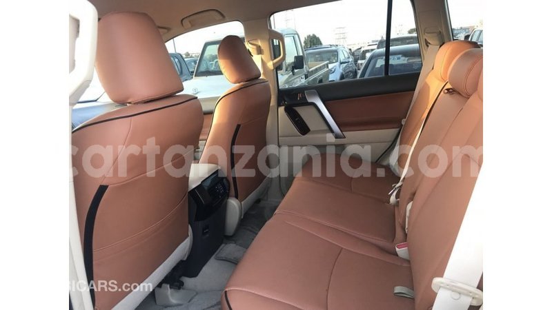 Big with watermark toyota prado arusha import dubai 7315