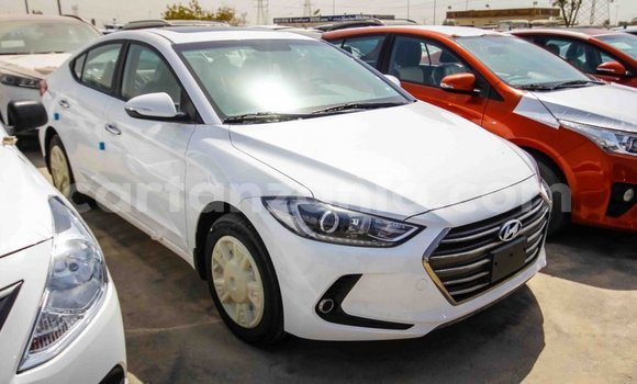 Nunua Imported Hyundai Elantra Nyeupe Gari ndani ya Import - Dubai nchini Arusha Nunua Imported Hyundai Elantra Nyeupe Gari ndani ya Import - Dubai nchini Arusha