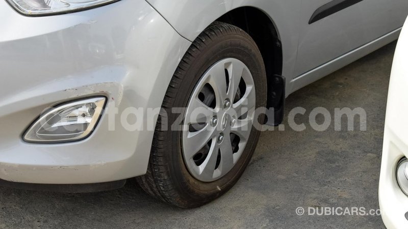 Big with watermark hyundai i10 arusha import dubai 7326