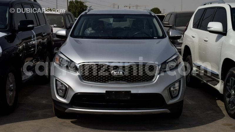 Big with watermark kia sorento arusha import dubai 7328