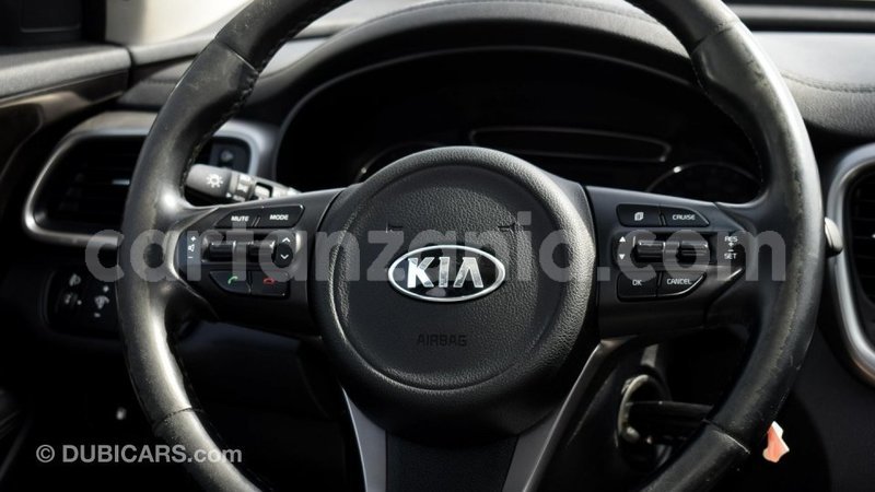 Big with watermark kia sorento arusha import dubai 7328