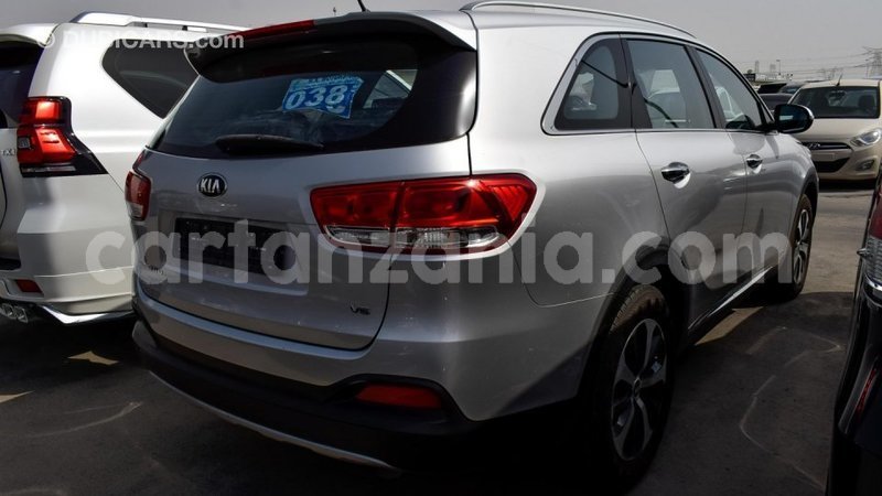 Big with watermark kia sorento arusha import dubai 7328