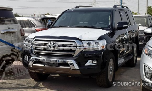 Buy Import Toyota Land Cruiser Black Car in Import - Dubai in Arusha Buy Import Toyota Land Cruiser Black Car in Import - Dubai in Arusha