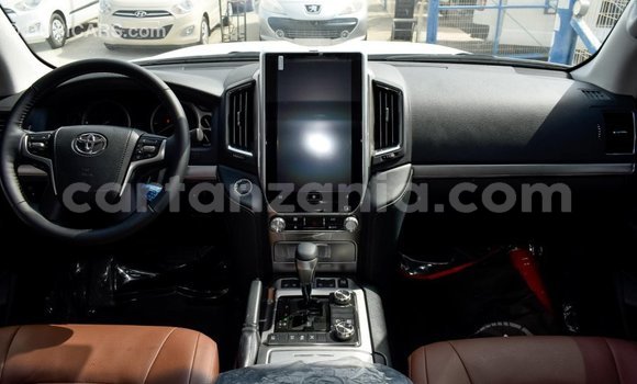 Buy Import Toyota Land Cruiser Black Car in Import - Dubai in Arusha Buy Import Toyota Land Cruiser Black Car in Import - Dubai in Arusha