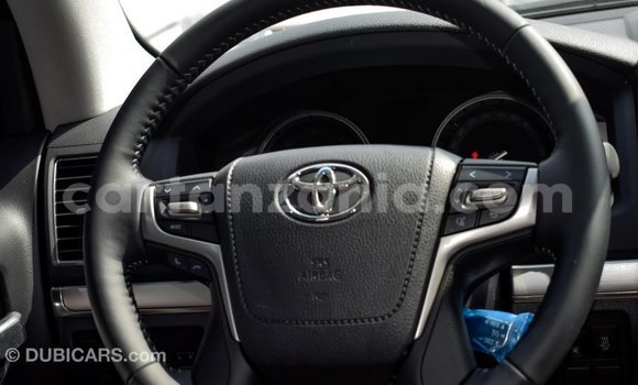 Buy Import Toyota Land Cruiser Black Car in Import - Dubai in Arusha Buy Import Toyota Land Cruiser Black Car in Import - Dubai in Arusha