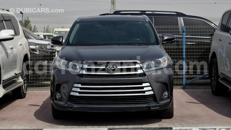 Big with watermark toyota highlander arusha import dubai 7330