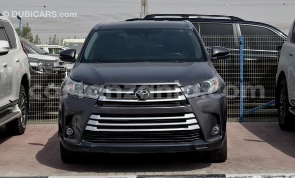 Buy Import Toyota Highlander Other Car in Import - Dubai in Arusha Buy Import Toyota Highlander Other Car in Import - Dubai in Arusha