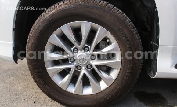 Nunua Imported Lexus GX Nyeupe Gari ndani ya Import - Dubai nchini Arusha Nunua Imported Lexus GX Nyeupe Gari ndani ya Import - Dubai nchini Arusha