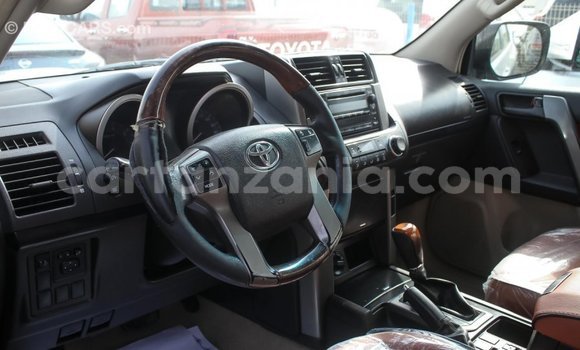 Nunua Imported Toyota Prado Nyingine Gari ndani ya Import - Dubai nchini Arusha Nunua Imported Toyota Prado Nyingine Gari ndani ya Import - Dubai nchini Arusha