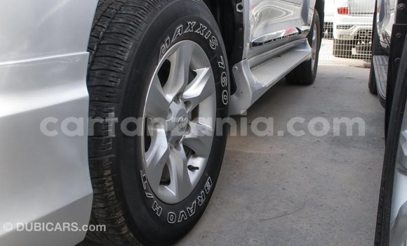 Nunua Imported Toyota Prado Nyingine Gari ndani ya Import - Dubai nchini Arusha Nunua Imported Toyota Prado Nyingine Gari ndani ya Import - Dubai nchini Arusha