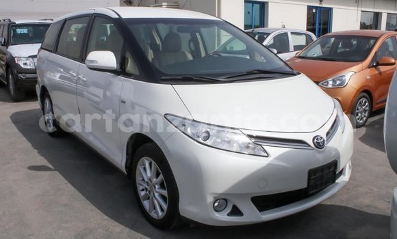 Nunua Imported Toyota Previa Nyeupe Gari ndani ya Import - Dubai nchini Arusha Nunua Imported Toyota Previa Nyeupe Gari ndani ya Import - Dubai nchini Arusha