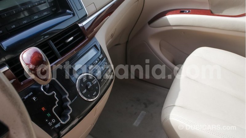 Big with watermark toyota previa arusha import dubai 7339