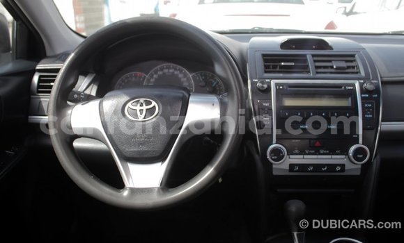 Buy Import Toyota Camry White Car in Import - Dubai in Arusha Buy Import Toyota Camry White Car in Import - Dubai in Arusha