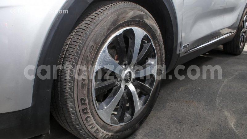 Big with watermark kia sorento arusha import dubai 7341