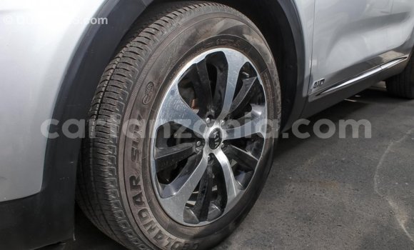Buy Import Kia Sorento Other Car in Import - Dubai in Arusha Buy Import Kia Sorento Other Car in Import - Dubai in Arusha