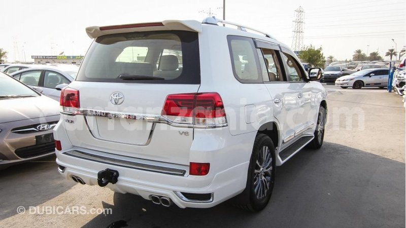 Big with watermark toyota land cruiser arusha import dubai 7346