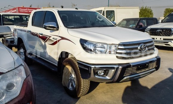 Buy Import Toyota Hilux White Car in Import - Dubai in Arusha Buy Import Toyota Hilux White Car in Import - Dubai in Arusha