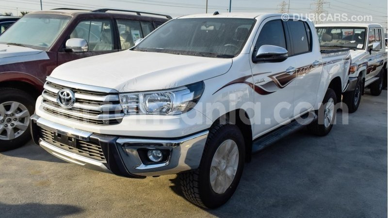 Big with watermark toyota hilux arusha import dubai 7347