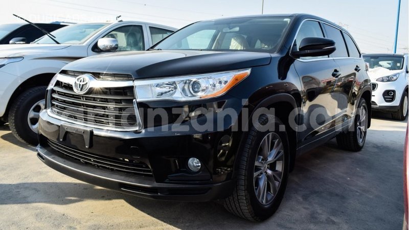 Big with watermark toyota highlander arusha import dubai 7349