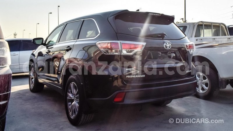 Big with watermark toyota highlander arusha import dubai 7349