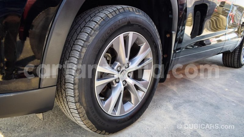 Big with watermark toyota highlander arusha import dubai 7349