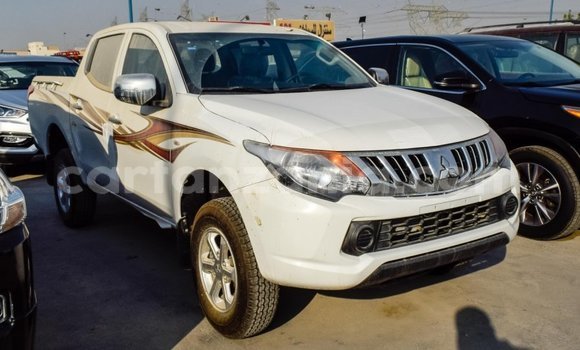 Buy Import Mitsubishi L200 White Car in Import - Dubai in Arusha Buy Import Mitsubishi L200 White Car in Import - Dubai in Arusha