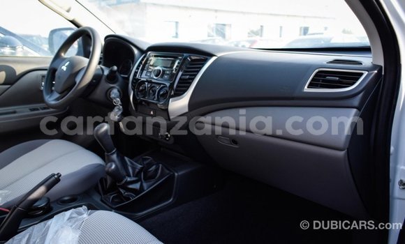 Buy Import Mitsubishi L200 White Car in Import - Dubai in Arusha Buy Import Mitsubishi L200 White Car in Import - Dubai in Arusha