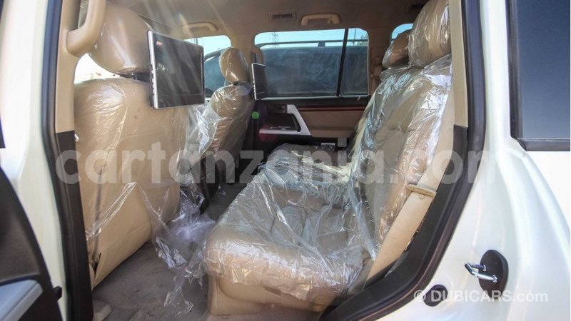 Big with watermark toyota land cruiser arusha import dubai 7351