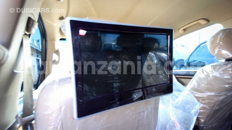 Big with watermark toyota land cruiser arusha import dubai 7351
