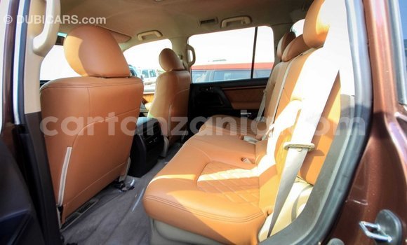 Nunua Imported Toyota Land Cruiser Brown Gari ndani ya Import - Dubai nchini Arusha Nunua Imported Toyota Land Cruiser Brown Gari ndani ya Import - Dubai nchini Arusha
