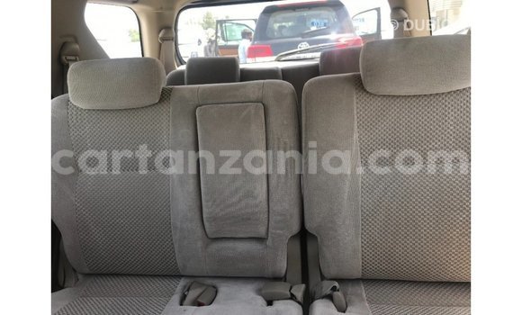 Nunua Imported Toyota Fortuner Nyeusi Gari ndani ya Import - Dubai nchini Arusha Nunua Imported Toyota Fortuner Nyeusi Gari ndani ya Import - Dubai nchini Arusha