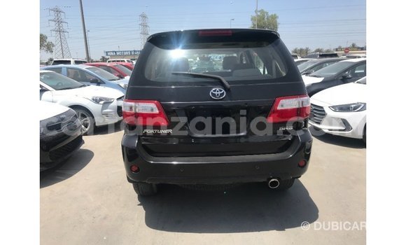 Nunua Imported Toyota Fortuner Nyeusi Gari ndani ya Import - Dubai nchini Arusha Nunua Imported Toyota Fortuner Nyeusi Gari ndani ya Import - Dubai nchini Arusha